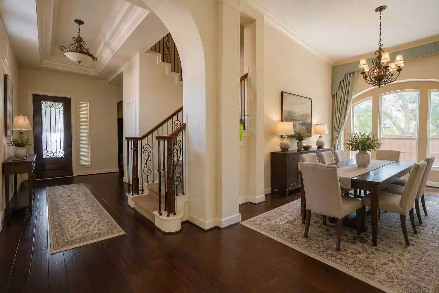 Photo 4 of 7522 Mulrain Drive, Sugar Land, TX