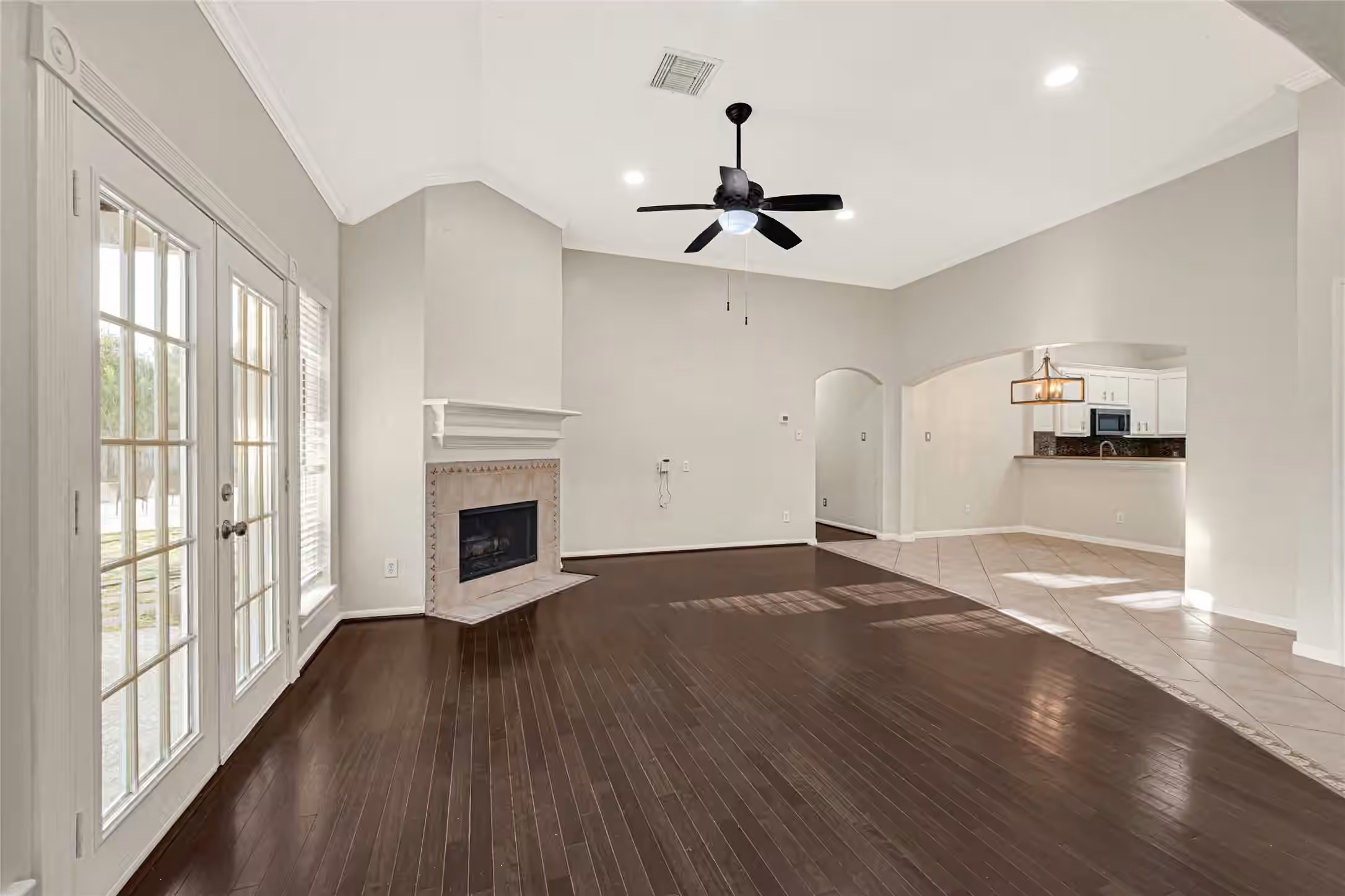 Photo 7 of 2611 Oxhill Court, Pearland, TX