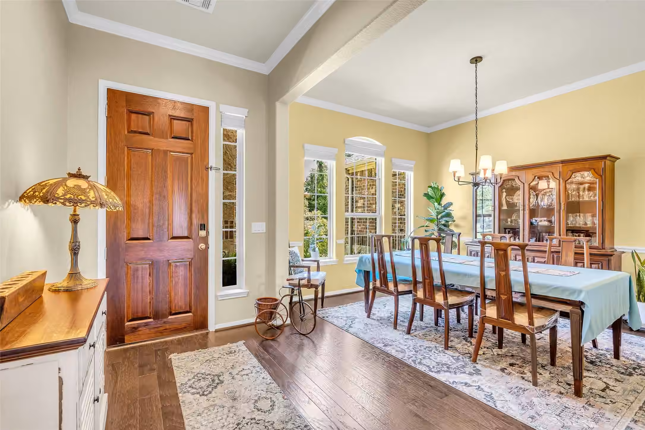 Photo 3 of 6032 Calypso Court, Conroe, TX