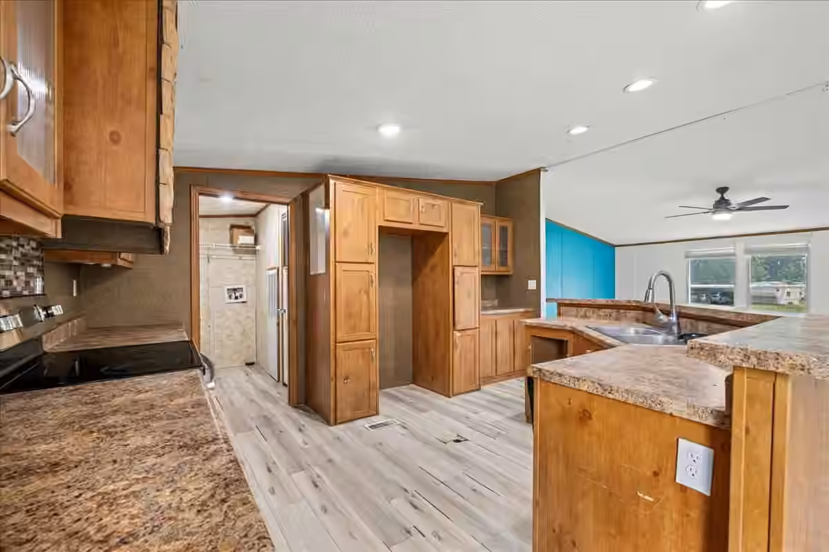 Photo 4 of 204 E Fayette Street, Ellinger, TX