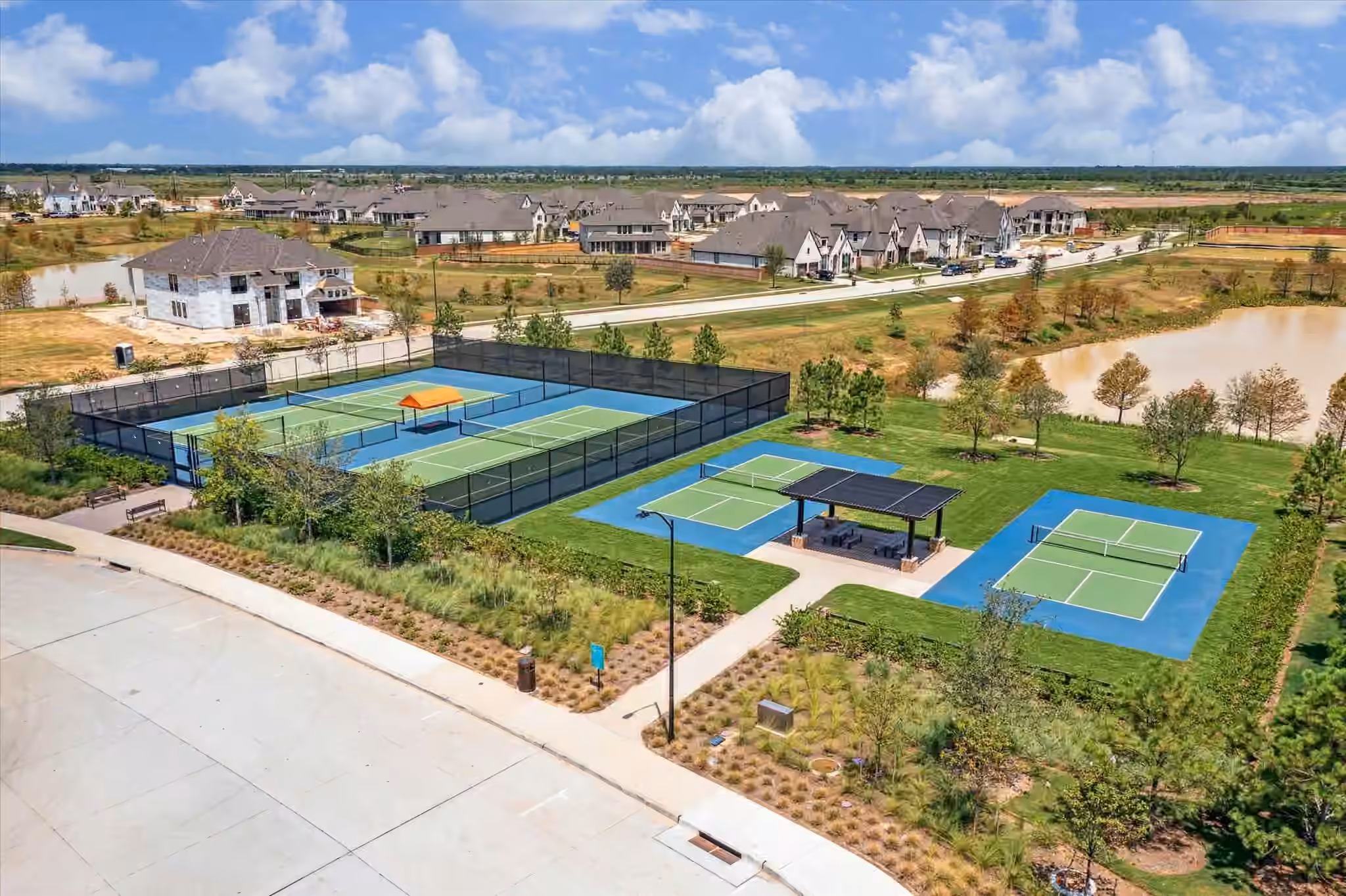 Photo 7 of 7423 Birch Thistle Lane, Katy, TX