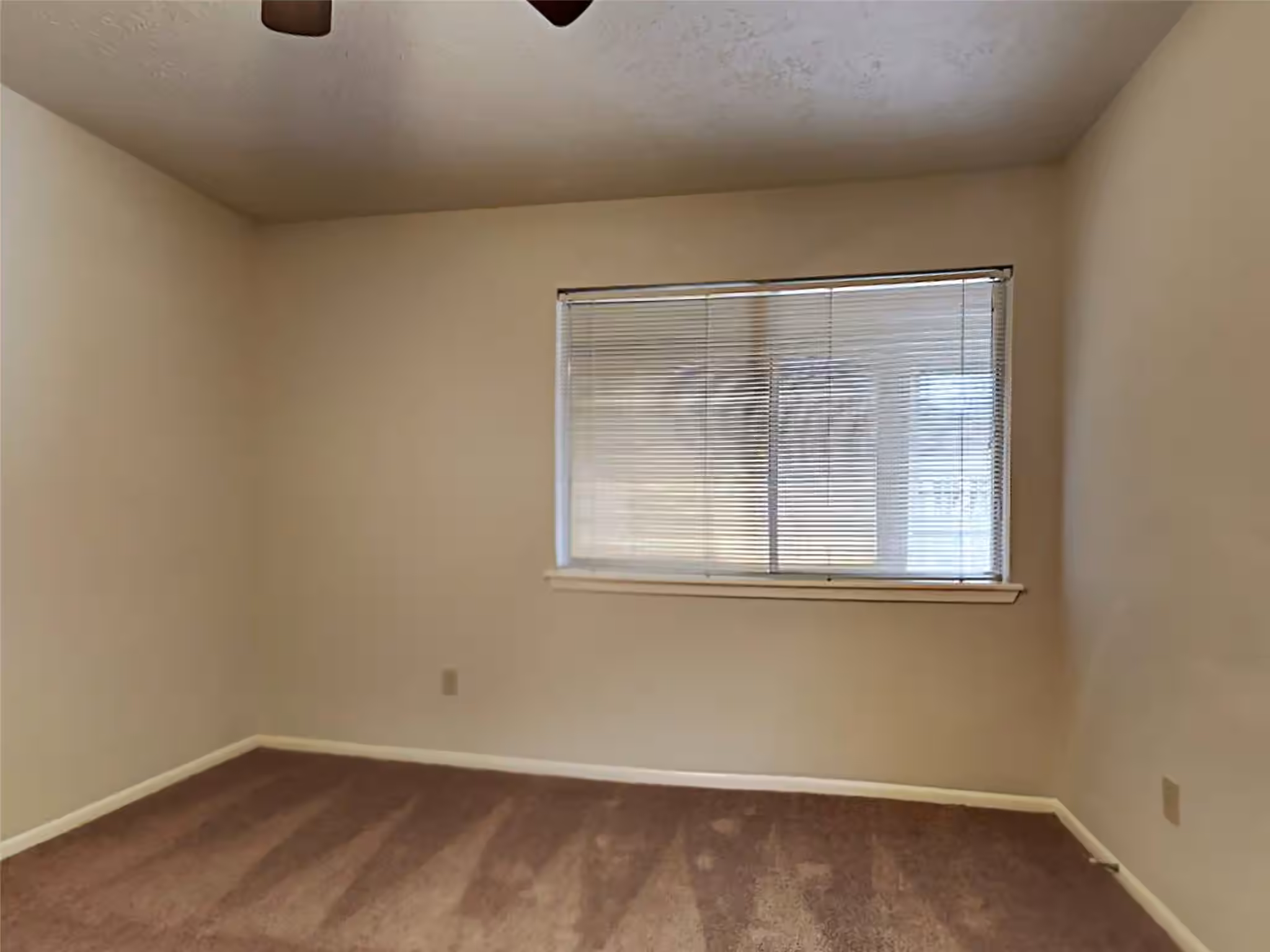 Photo 6 of 603 Blue Ridge Drive, Shenandoah, TX