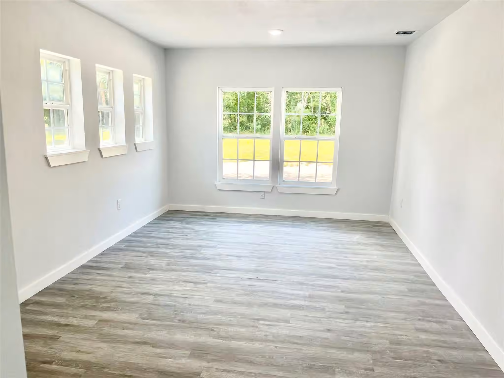 Photo 2 of 1785 S Byrd Avenue, Shepherd, TX