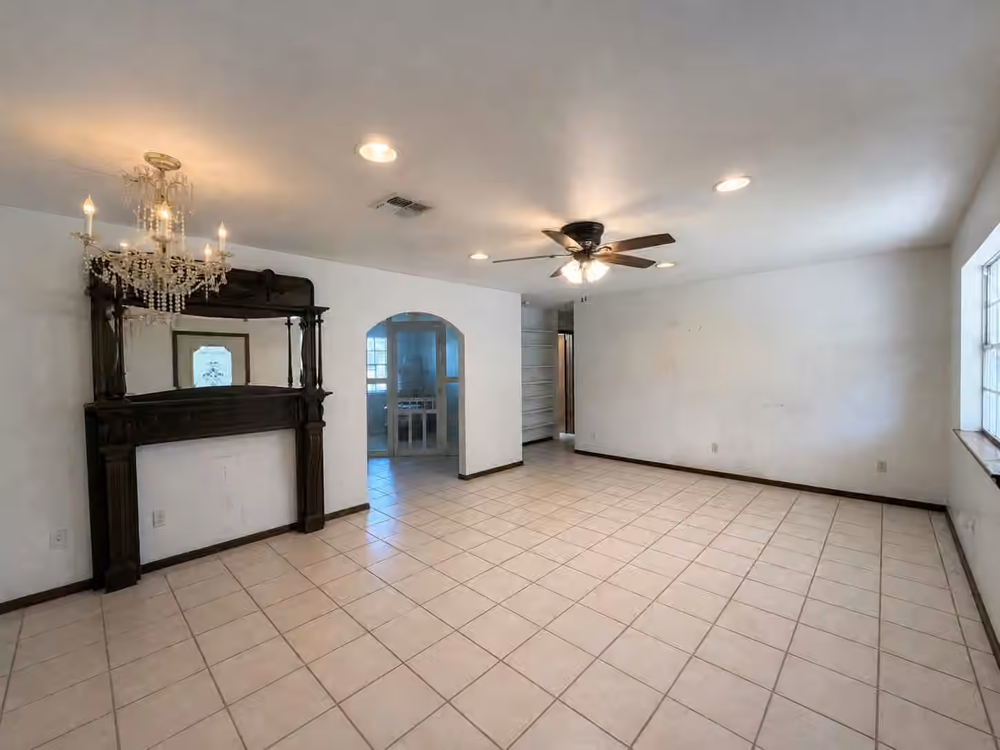 Photo 5 of 11325 32nd Street, Santa Fe, TX