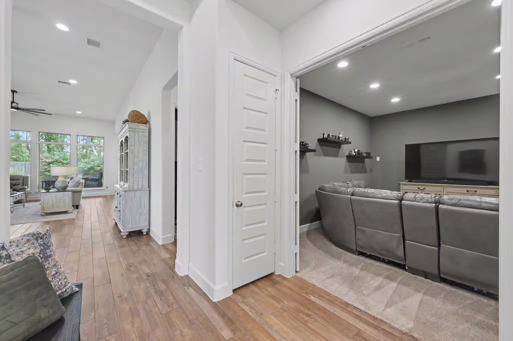 Photo 7 of 40037 Belted Kingfisher Court, Magnolia, TX