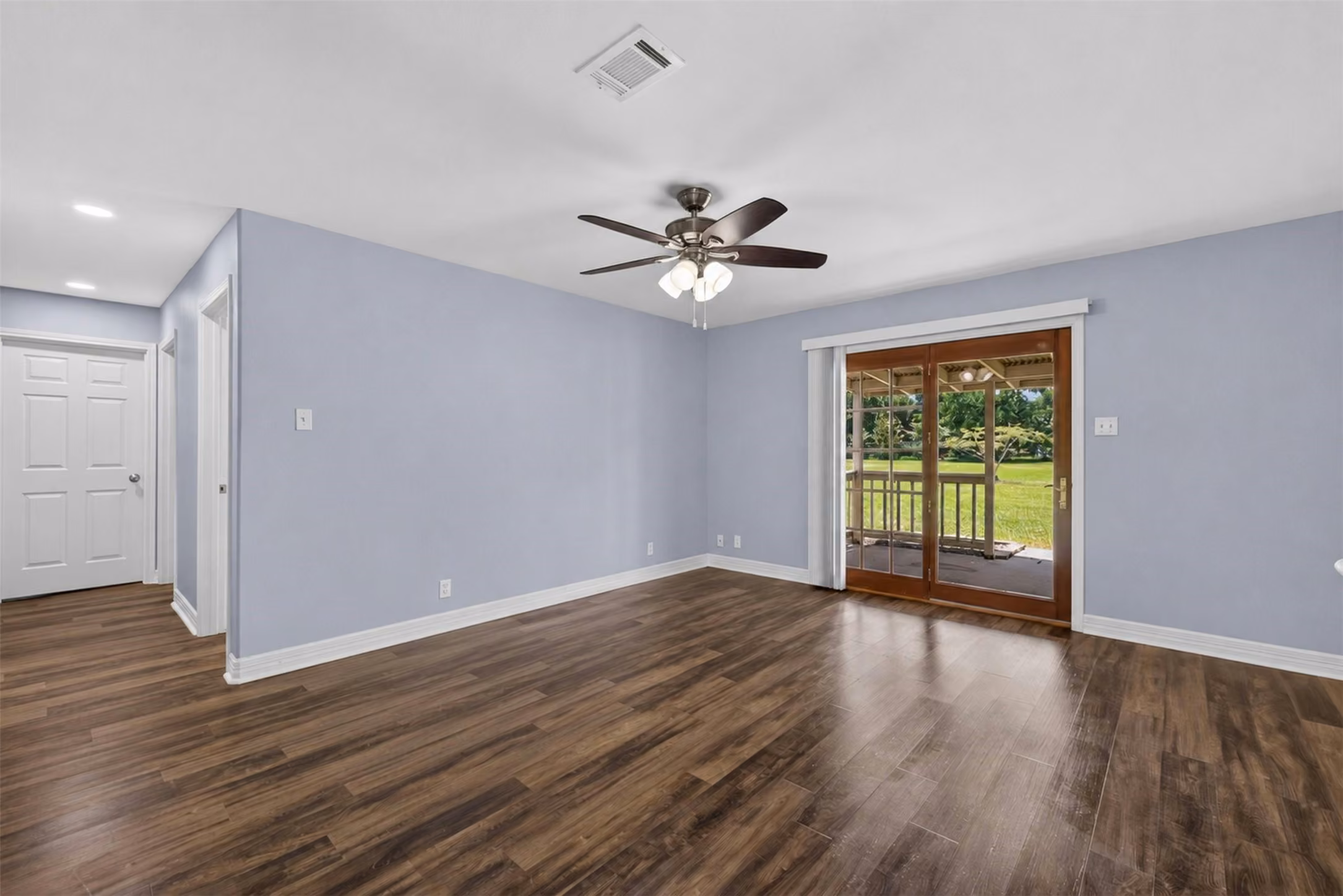 Photo 7 of 2809 3rd Avenue N, Texas City, TX