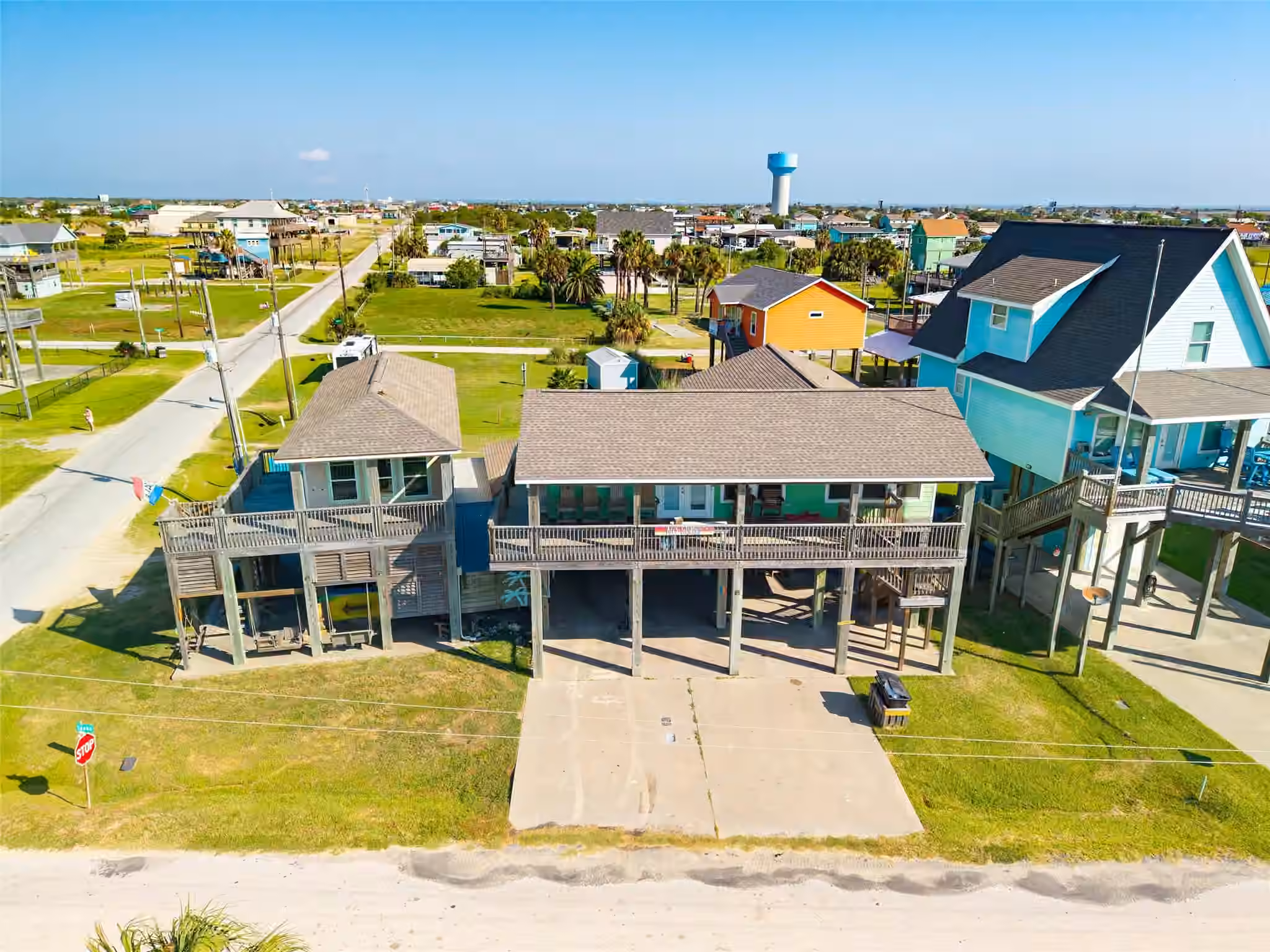 Photo 2 of 846 S Crystal Beach Road, Crystal Beach, TX