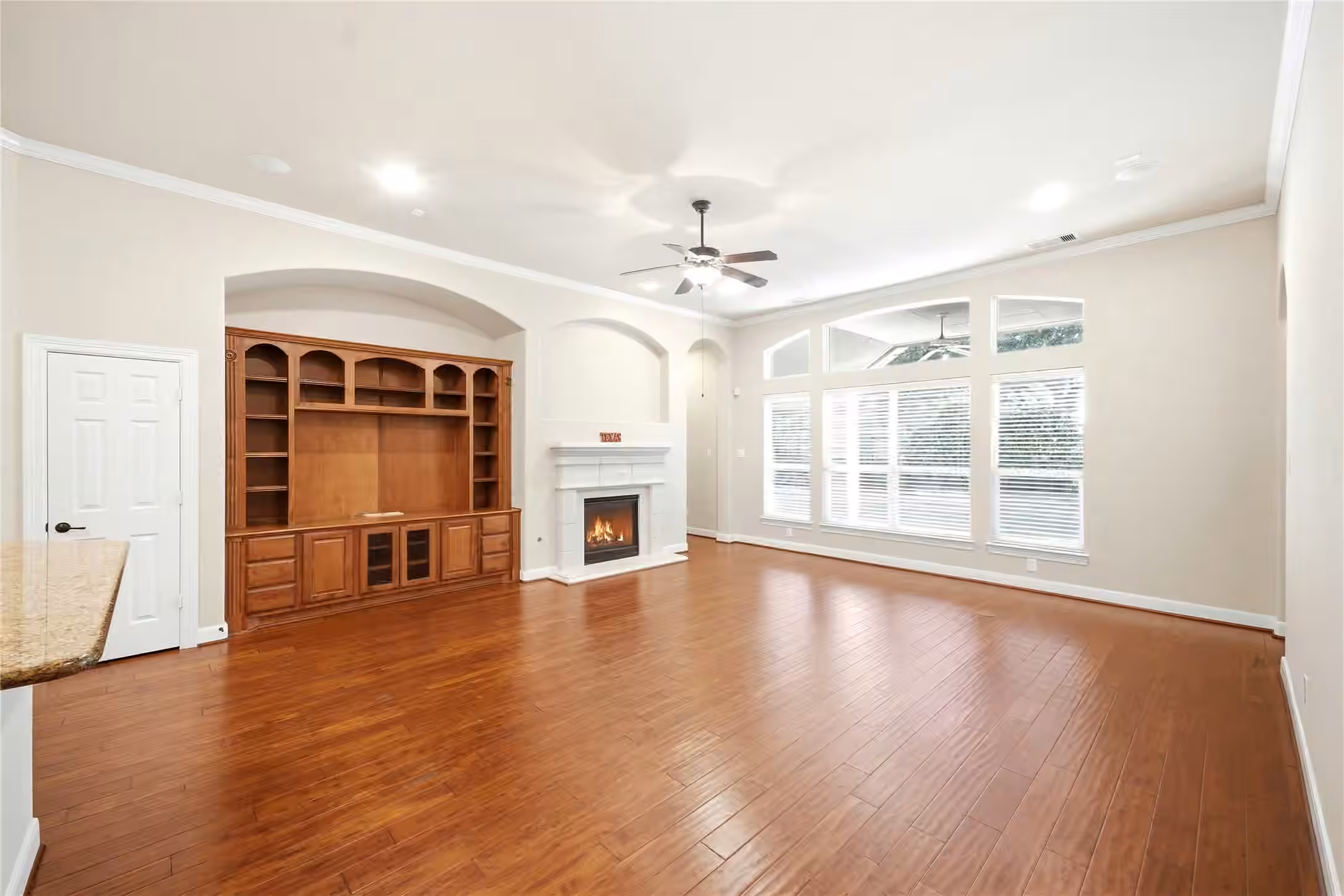 Photo 6 of 6715 W Titan Springs Drive, Spring, TX