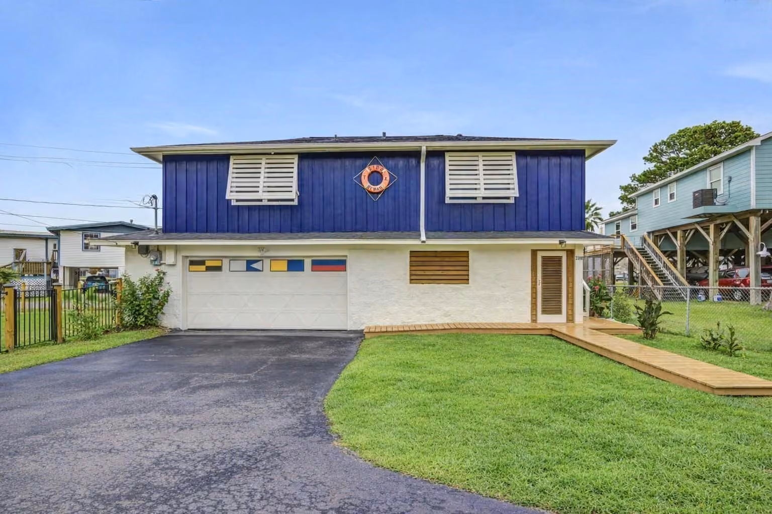 Photo 3 of 2108 Knollwood Street, Kemah, TX