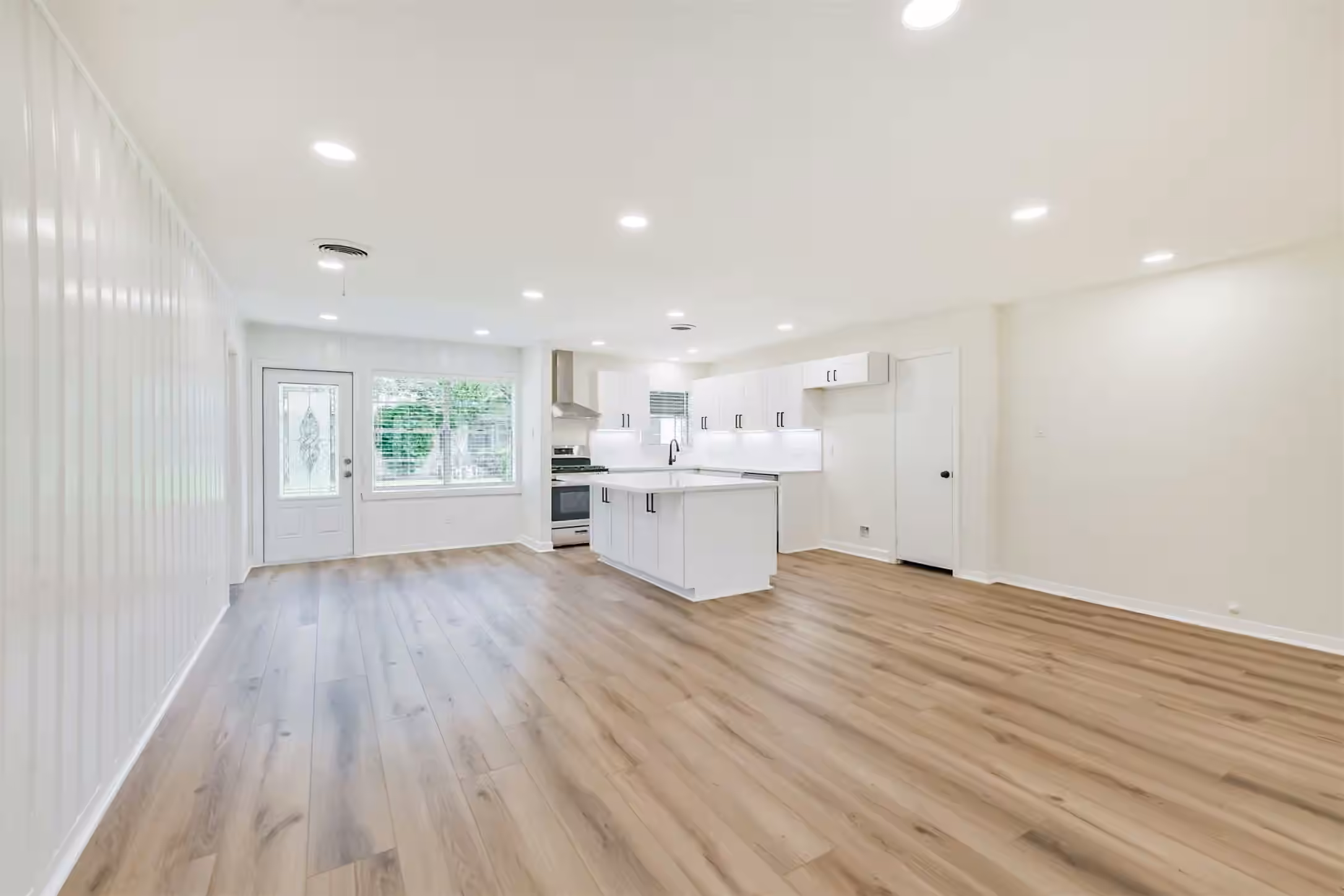 Photo 6 of 4422 Libbey Lane, Houston, TX