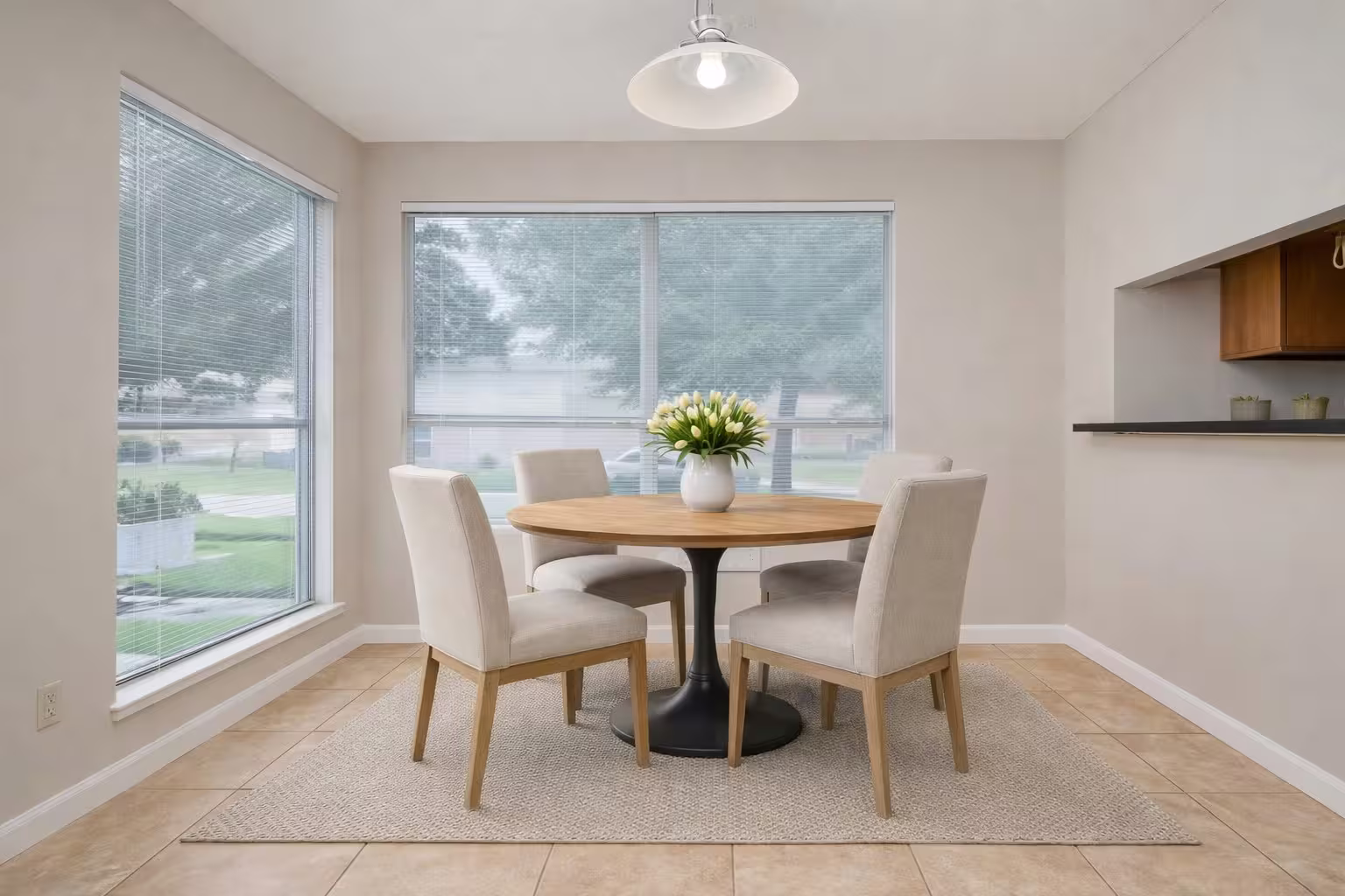 Photo 4 of 8323 E Ridge Drive, Houston, TX