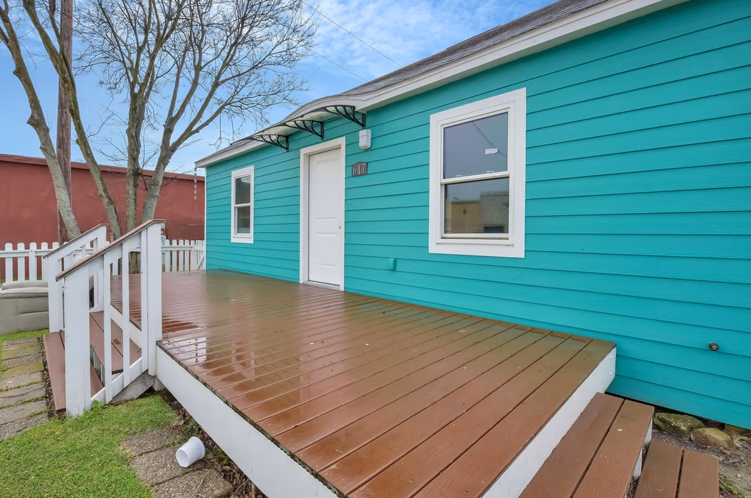 Photo of 617 4th Avenue N, Texas City, TX