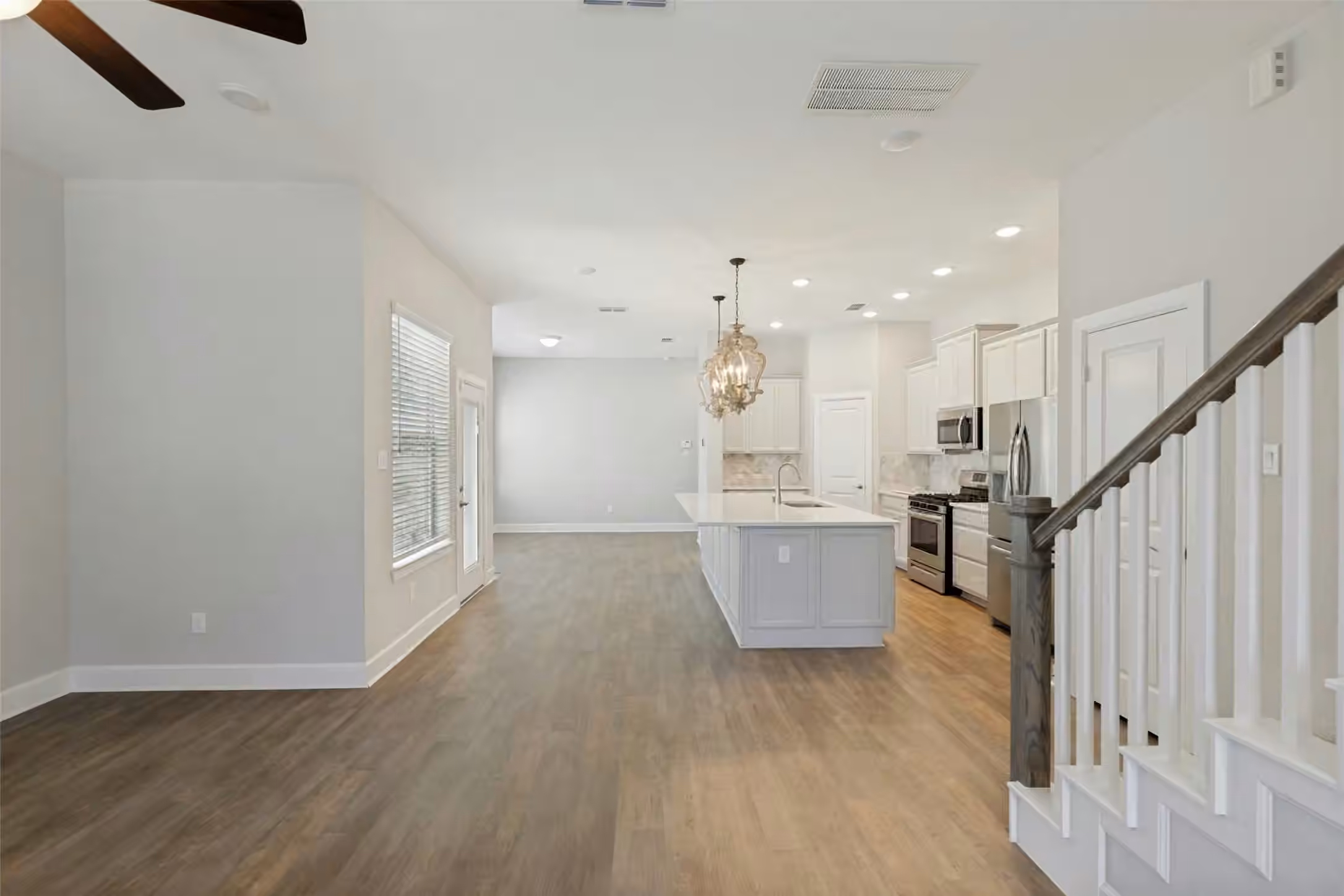 Photo 6 of 2135 Creekside Breeze Drive, Missouri City, TX