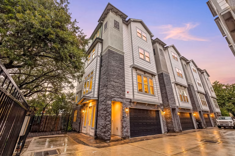 Photo 2 of 916 Yale Street D, Houston, TX