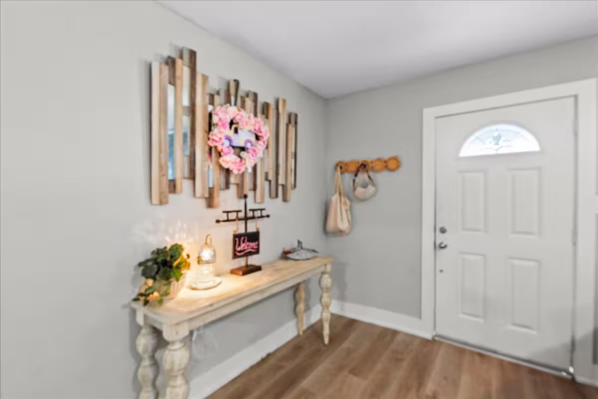 Photo 5 of 1702 Alabama Street, Baytown, TX