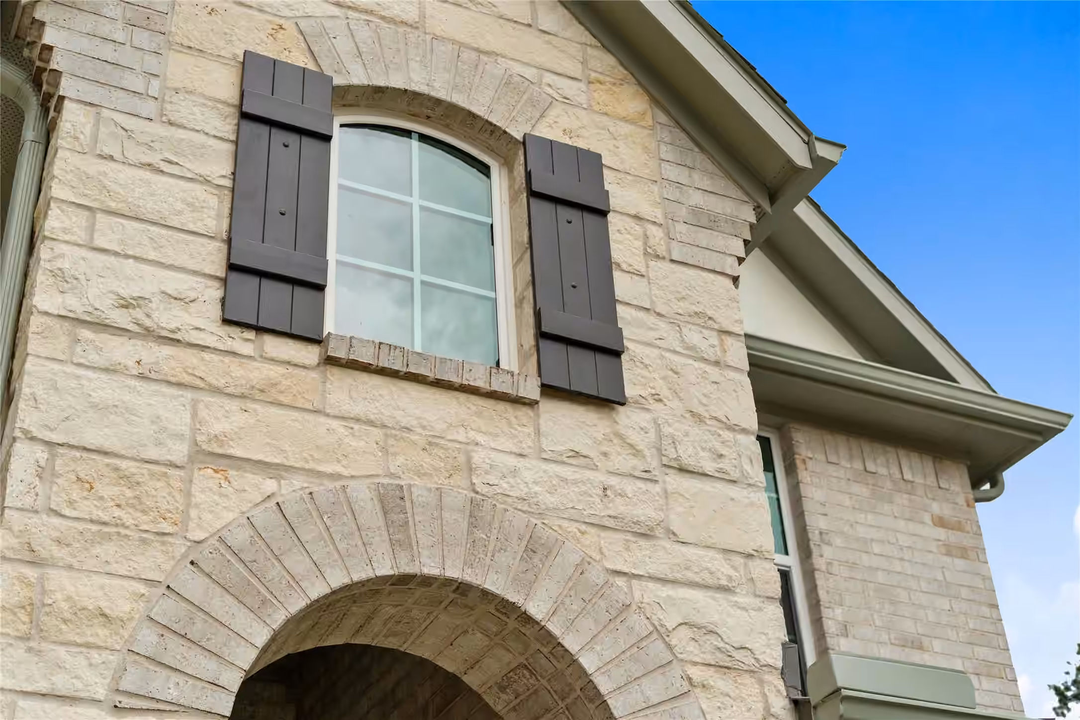 Photo 5 of 2035 Forest Stream Way, Conroe, TX