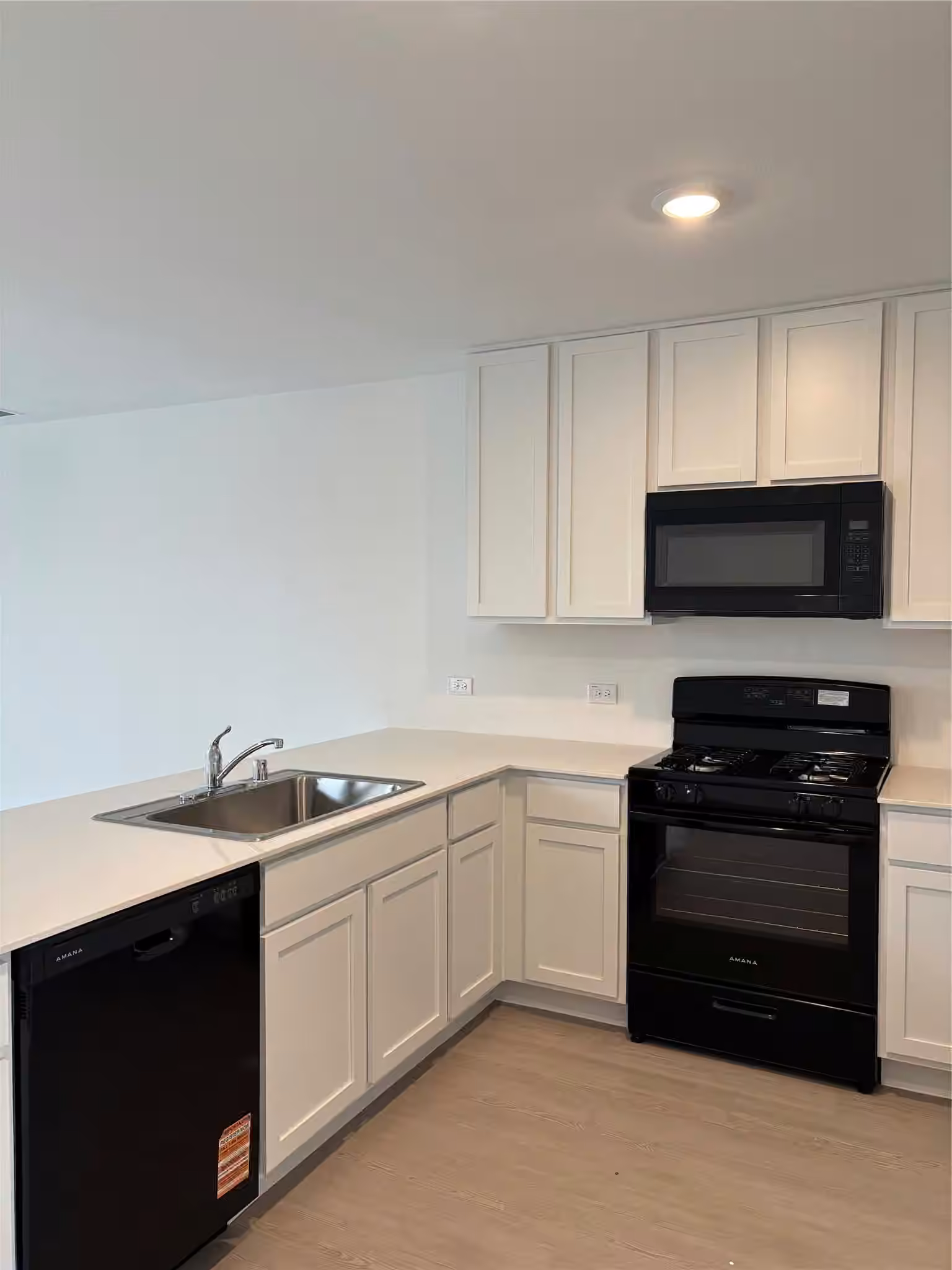 Photo 5 of 6327 Pelly Place, Baytown, TX