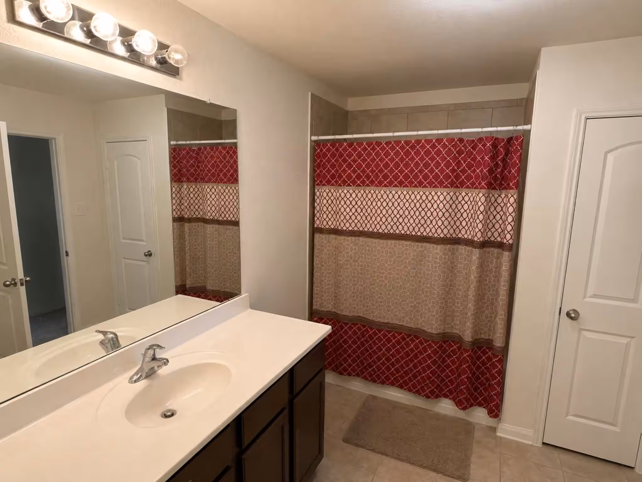Photo 4 of 5915 Snapping Turtle Road, Baytown, TX