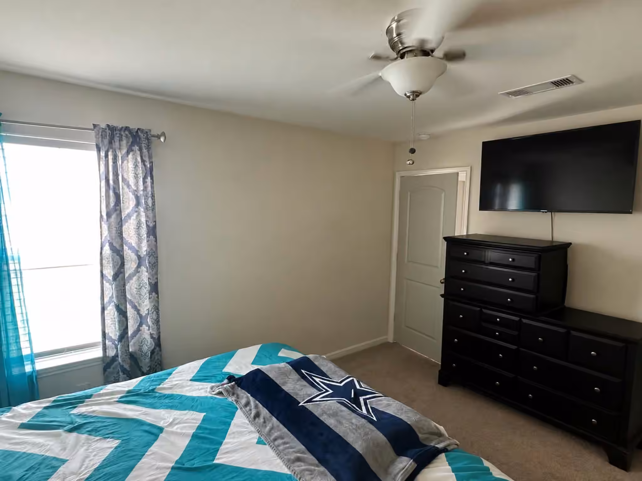 Photo 6 of 5915 Snapping Turtle Road, Baytown, TX