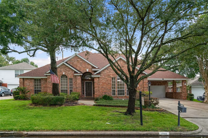 Photo 2 of 20403 Atascocita Shores Drive, Humble, TX
