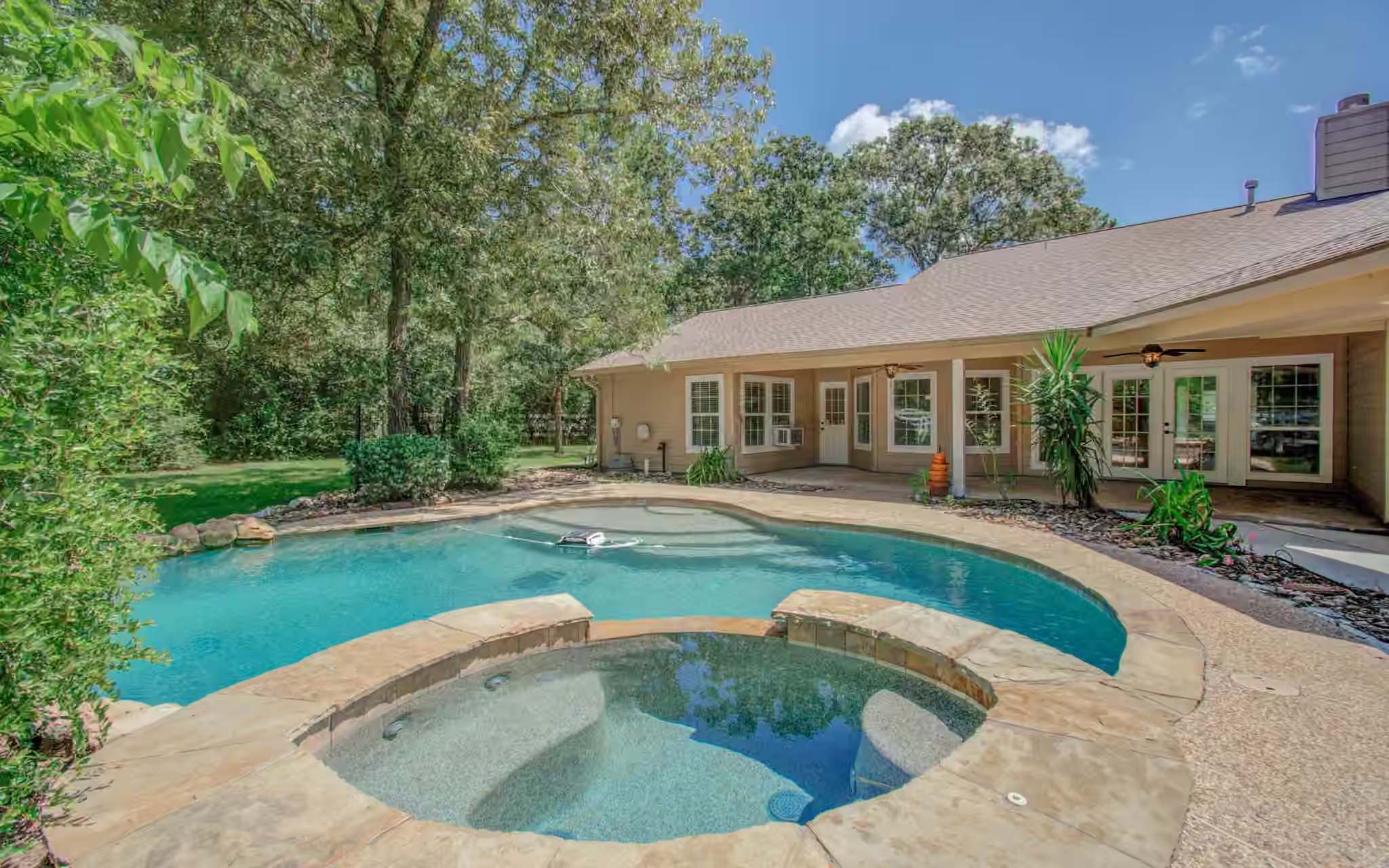 Photo of 20203 TIMBER RIDGE Drive, Magnolia, TX