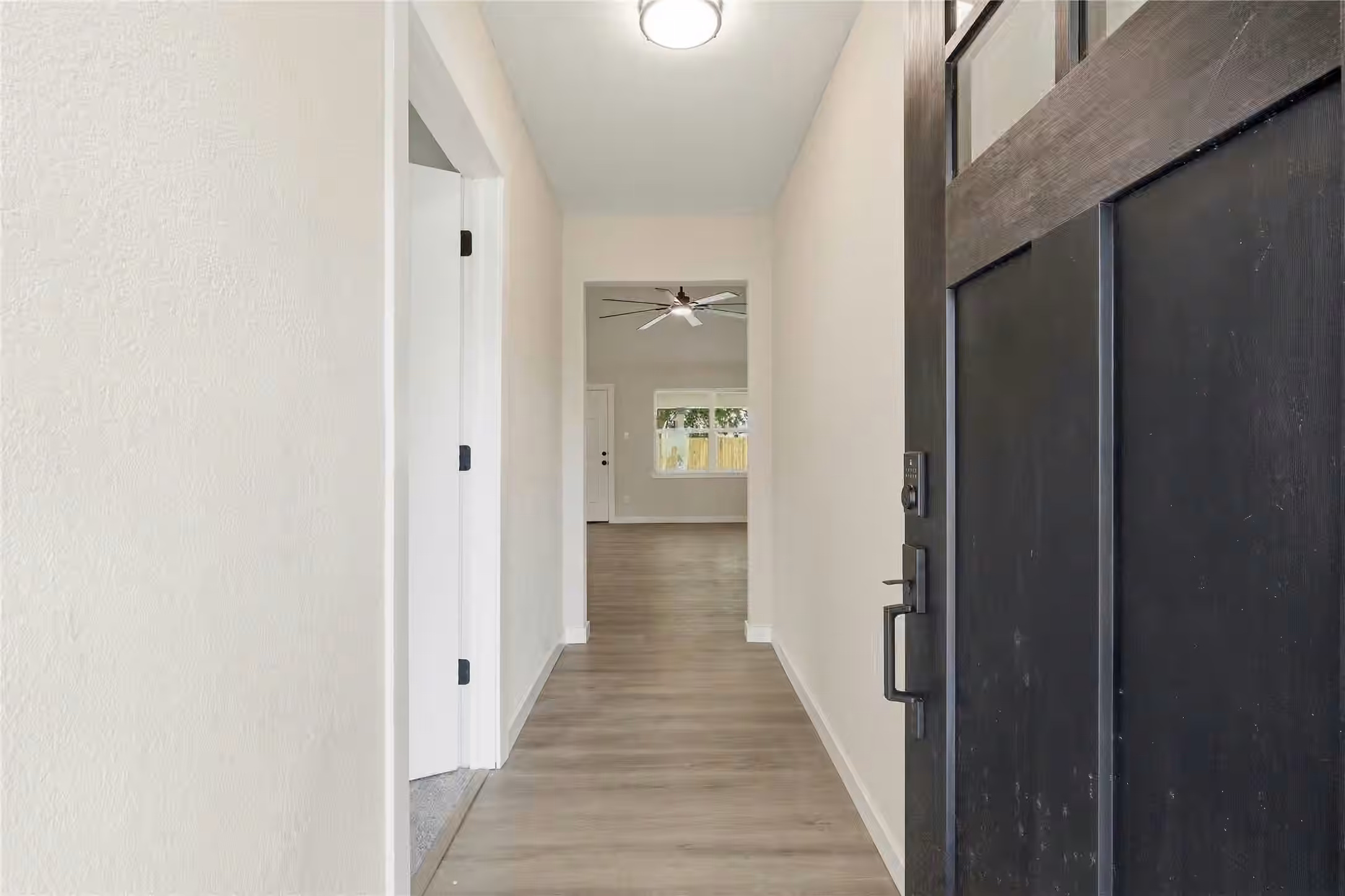 Photo 3 of 371 Sulky Trail Street, Houston, TX