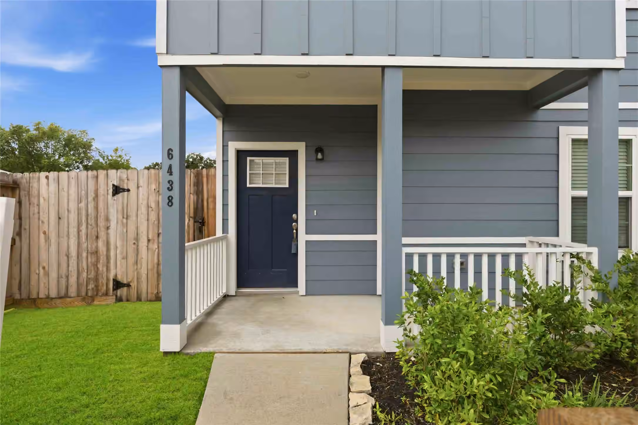 Photo 3 of 6438 Calhoun Road, Houston, TX