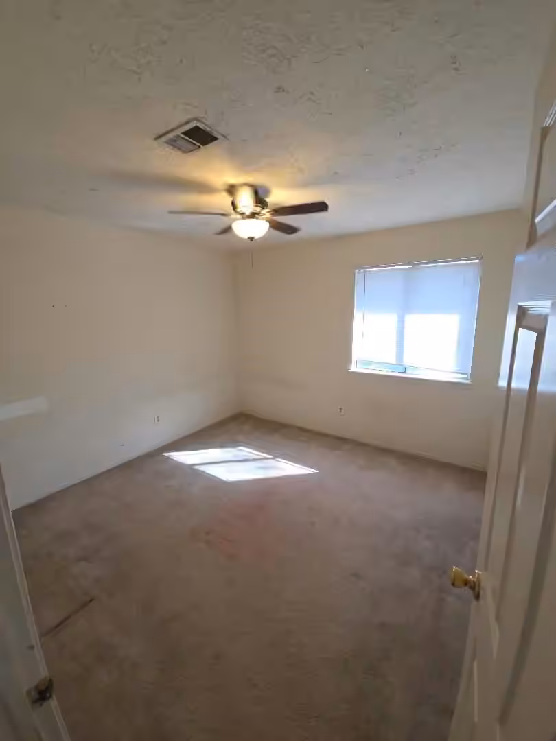 Photo 4 of 3402 Acorn Way Lane, Spring, TX