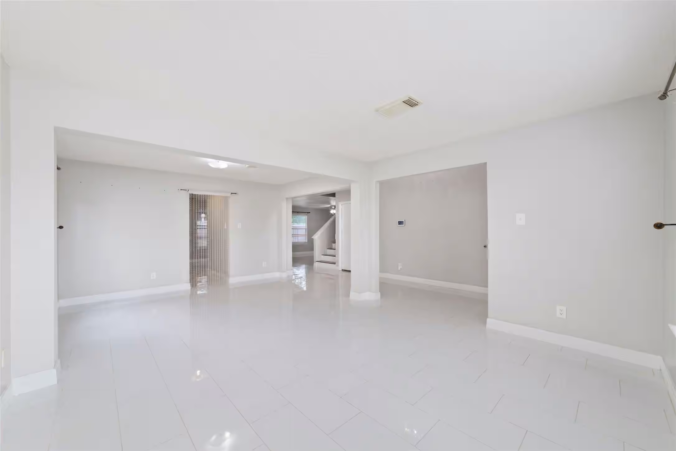 Photo 6 of 10831 Cayman Mist Drive, Houston, TX