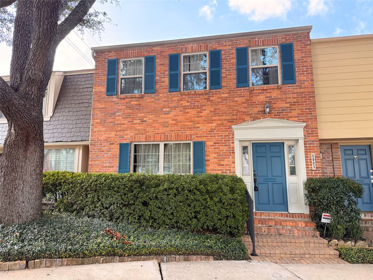 Photo of 5803 Valley Forge Drive 95, Houston, TX 77057