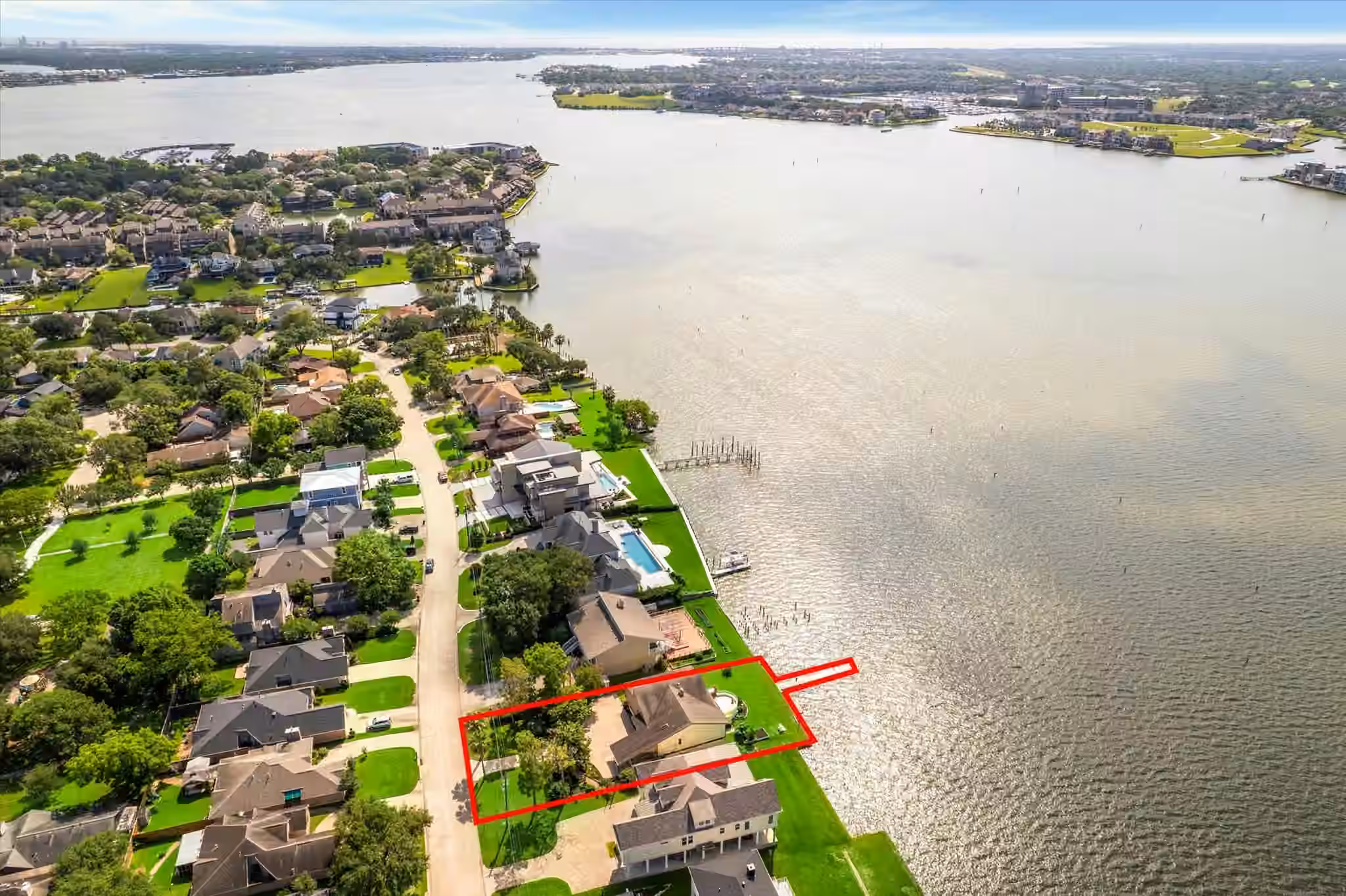 Photo 2 of 2414 Baycrest Drive, Houston, TX