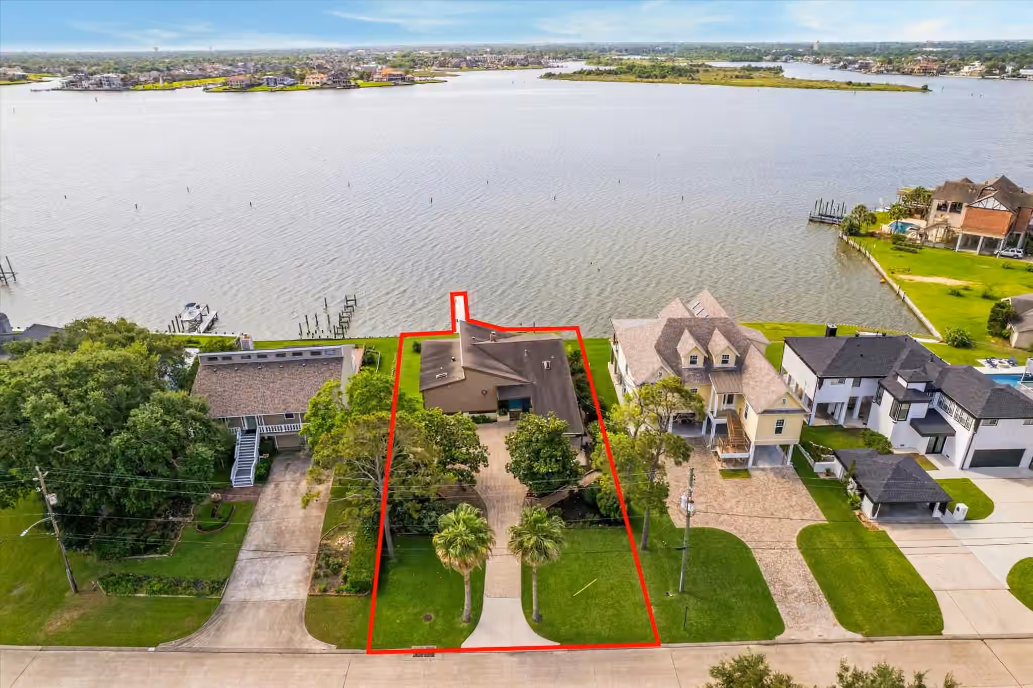 Photo 3 of 2414 Baycrest Drive, Houston, TX