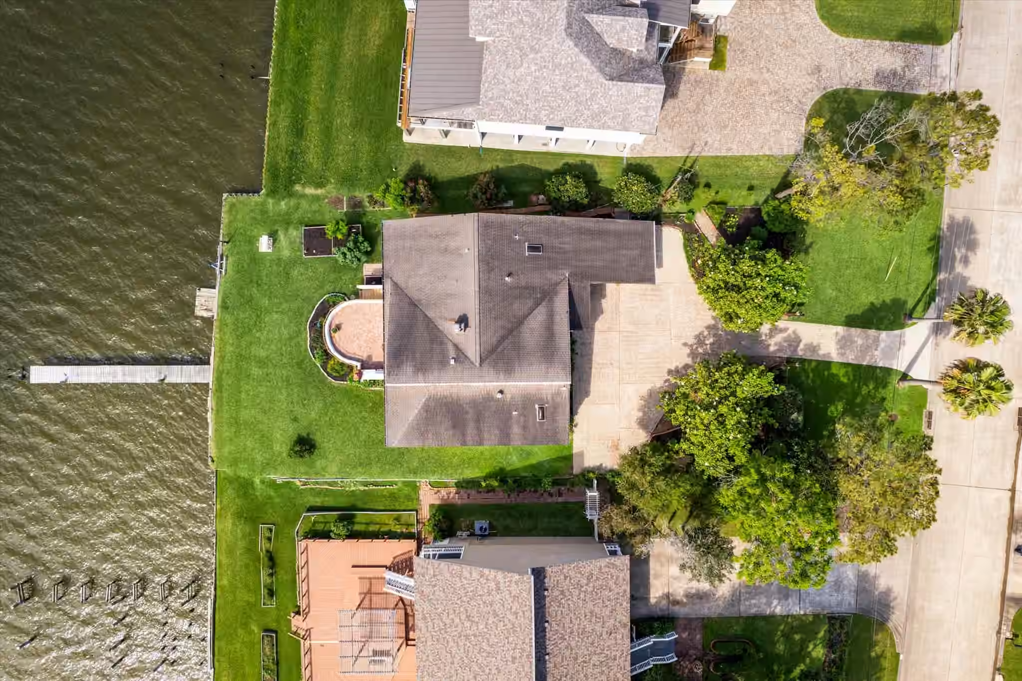 Photo 4 of 2414 Baycrest Drive, Houston, TX