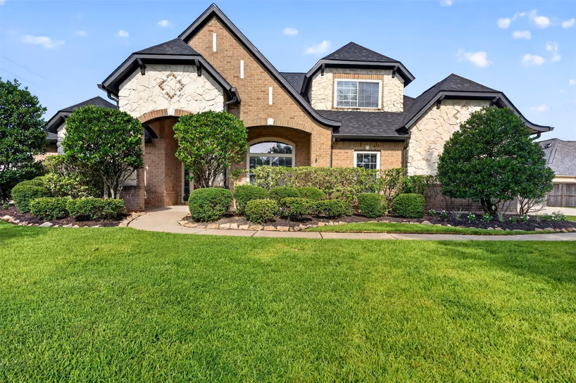 Photo 2 of 17003 Bowdin Crest Drive, Cypress, TX
