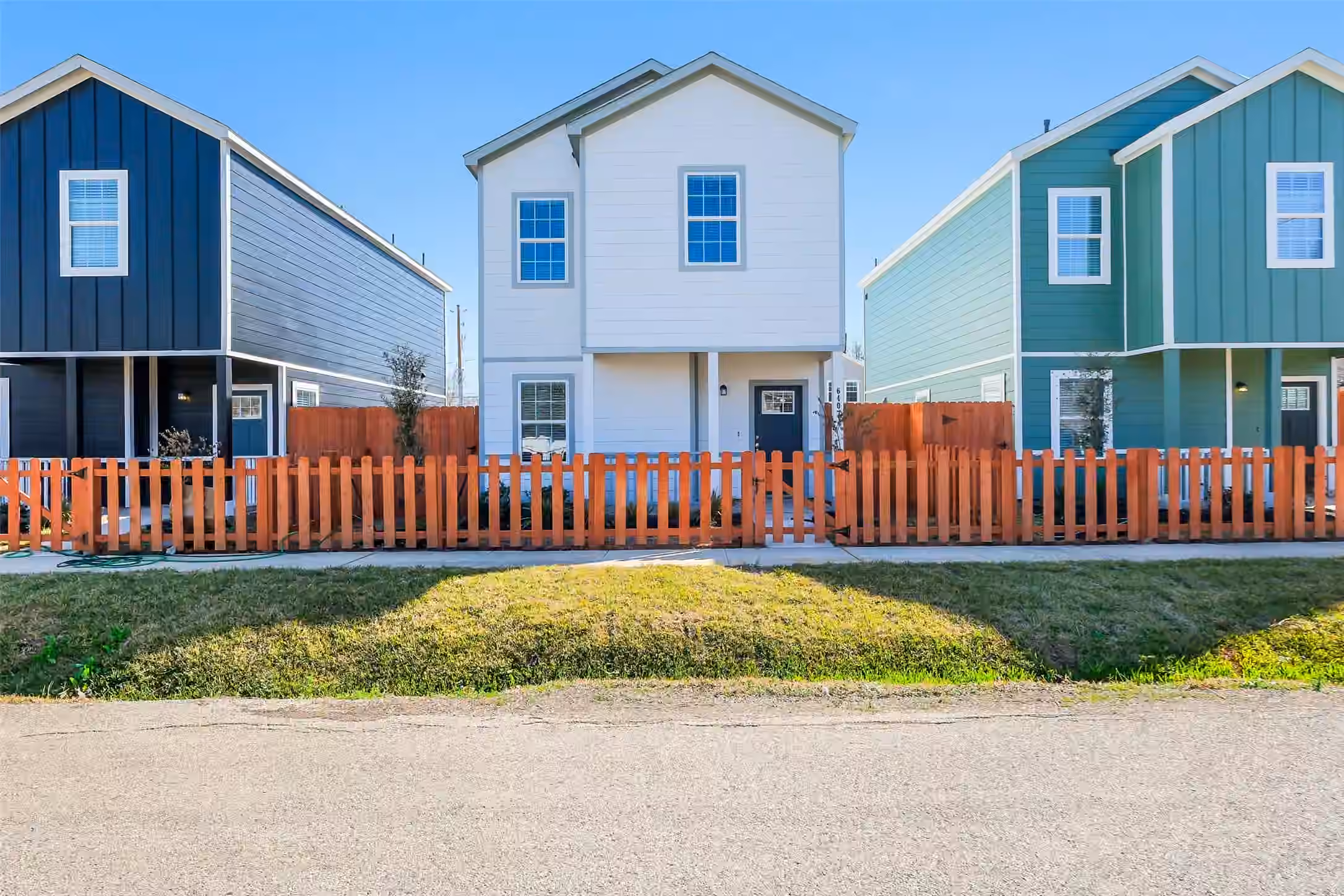 Photo of 6411 Paris Street, Houston, TX