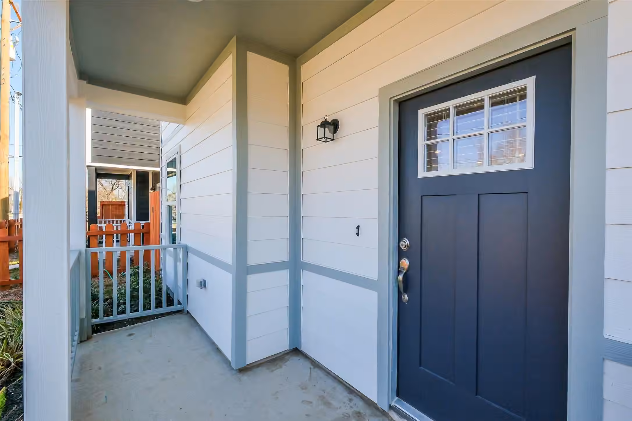 Photo 5 of 6411 Paris Street, Houston, TX
