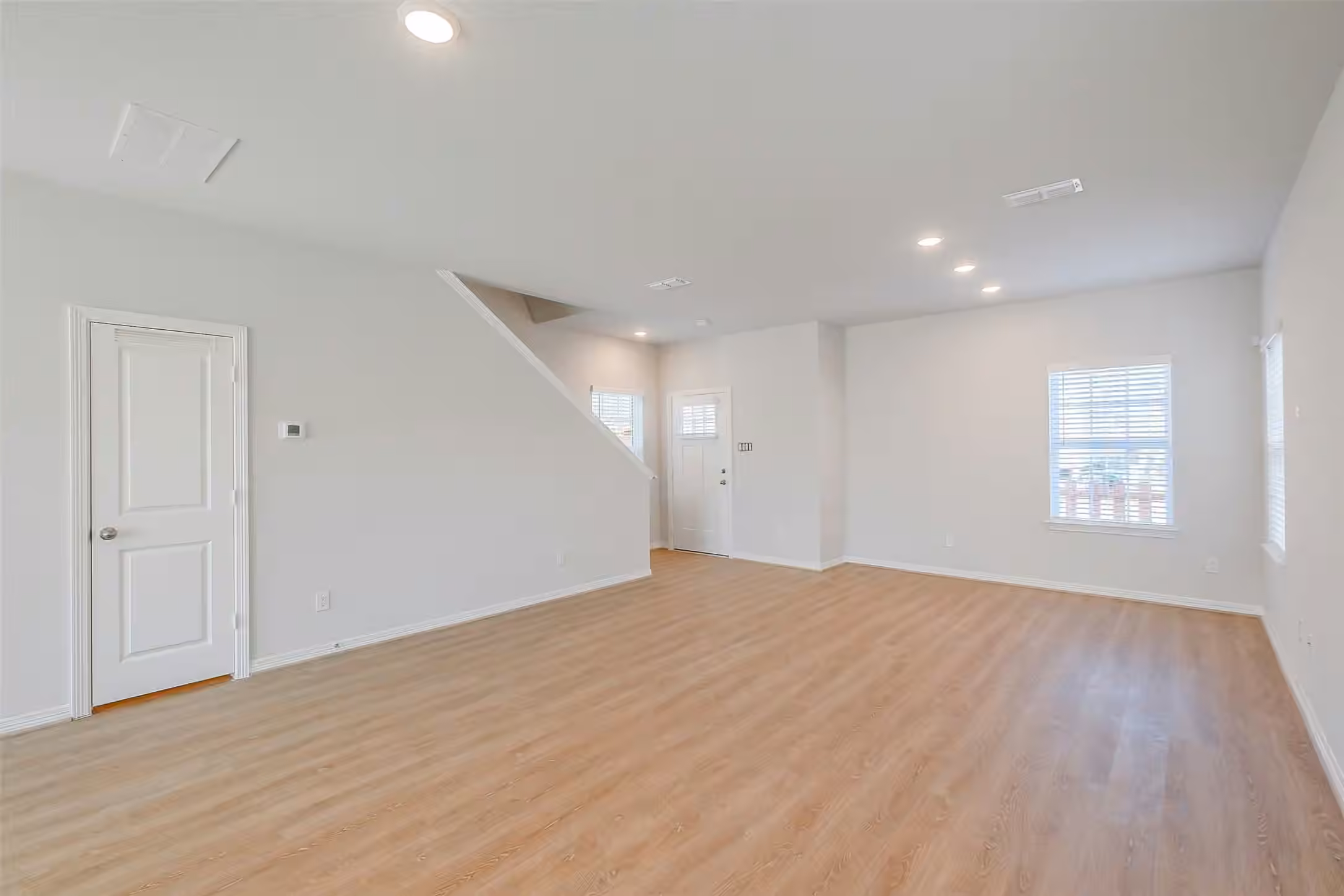 Photo 7 of 6411 Paris Street, Houston, TX