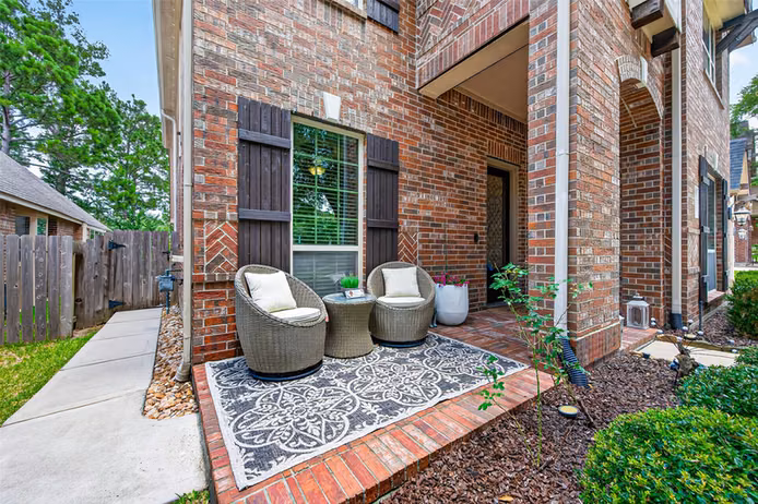 Photo 4 of 123 Forest Valley Bend, Conroe, TX