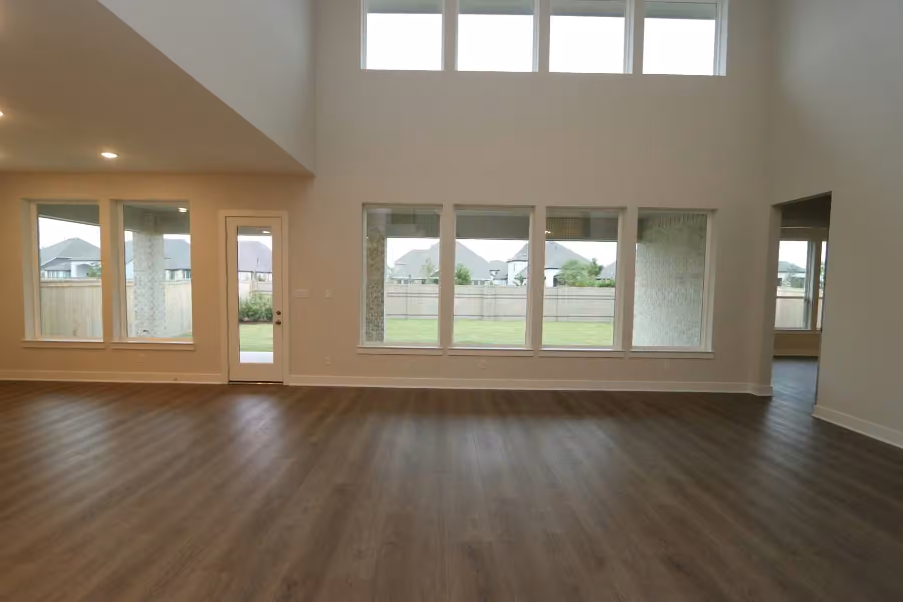 Photo 5 of 10502 Sedge Blade Lane, Cypress, TX