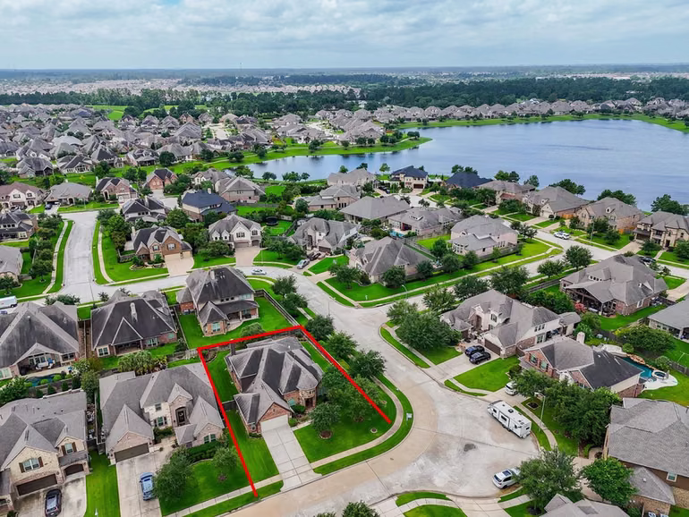 Photo 6 of 13515 Ambler Springs Drive, Tomball, TX