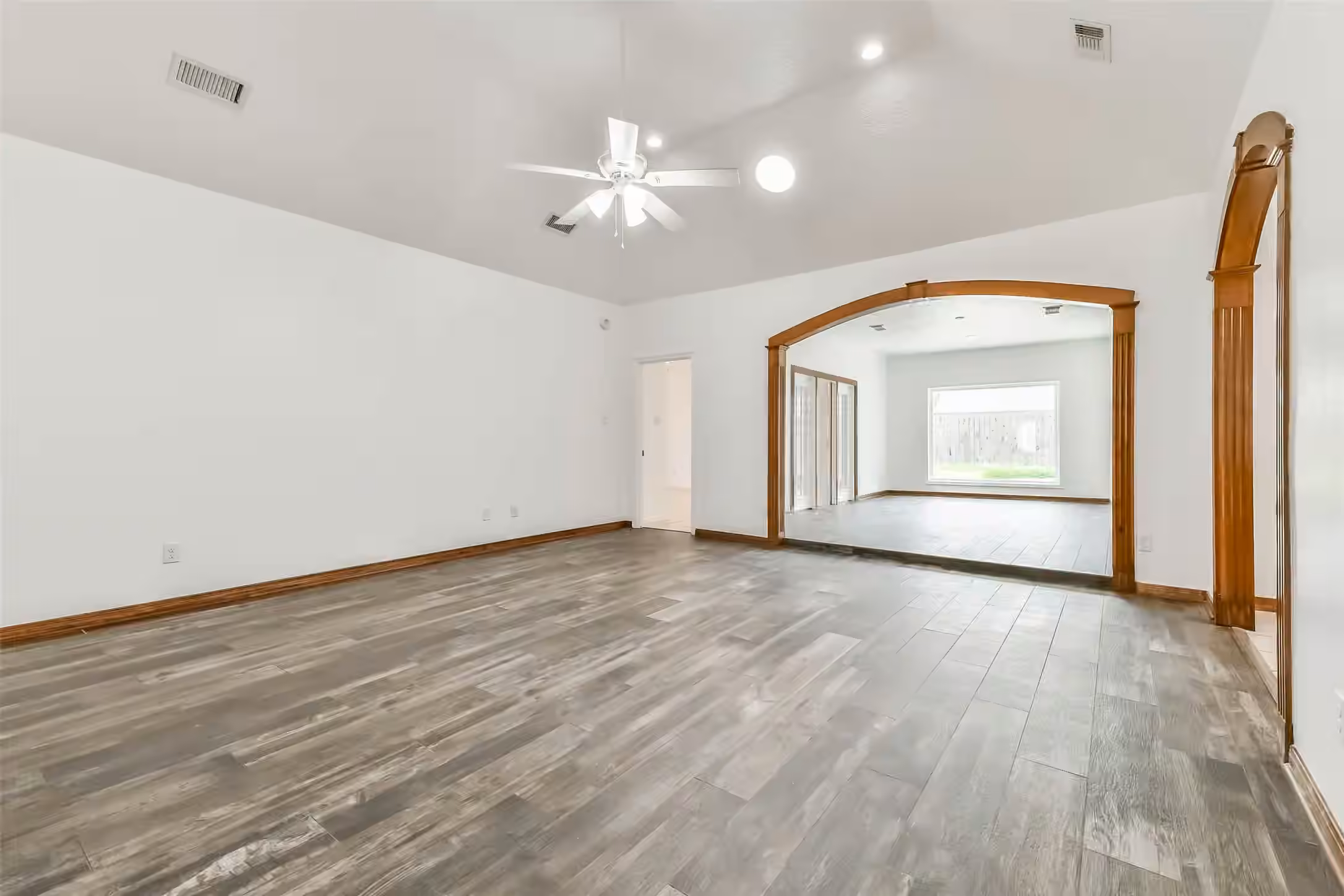 Photo 6 of 8022 17th Green Drive, Humble, TX