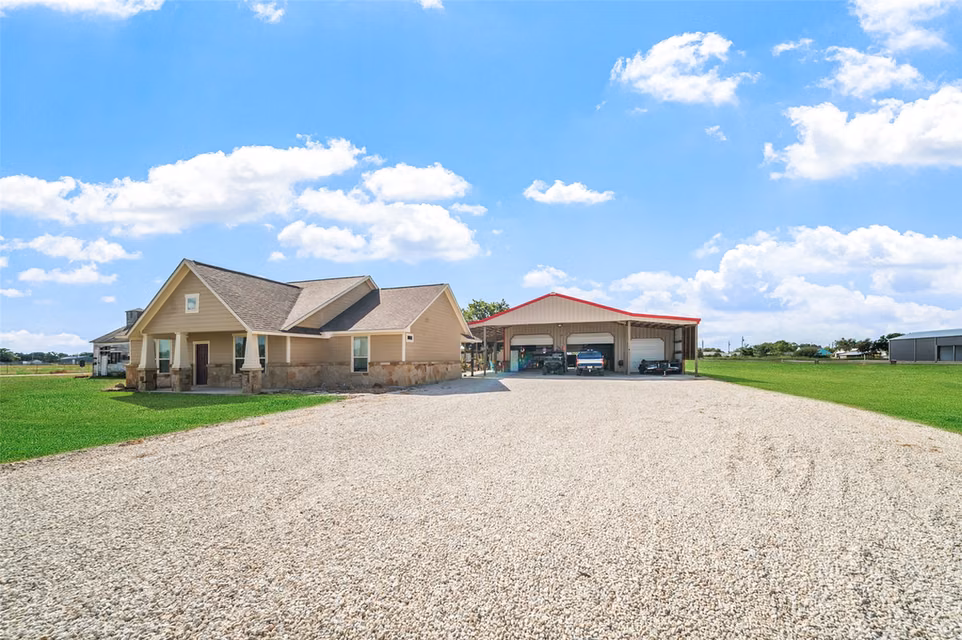 Photo 5 of 953 Austin Street, Matagorda, TX