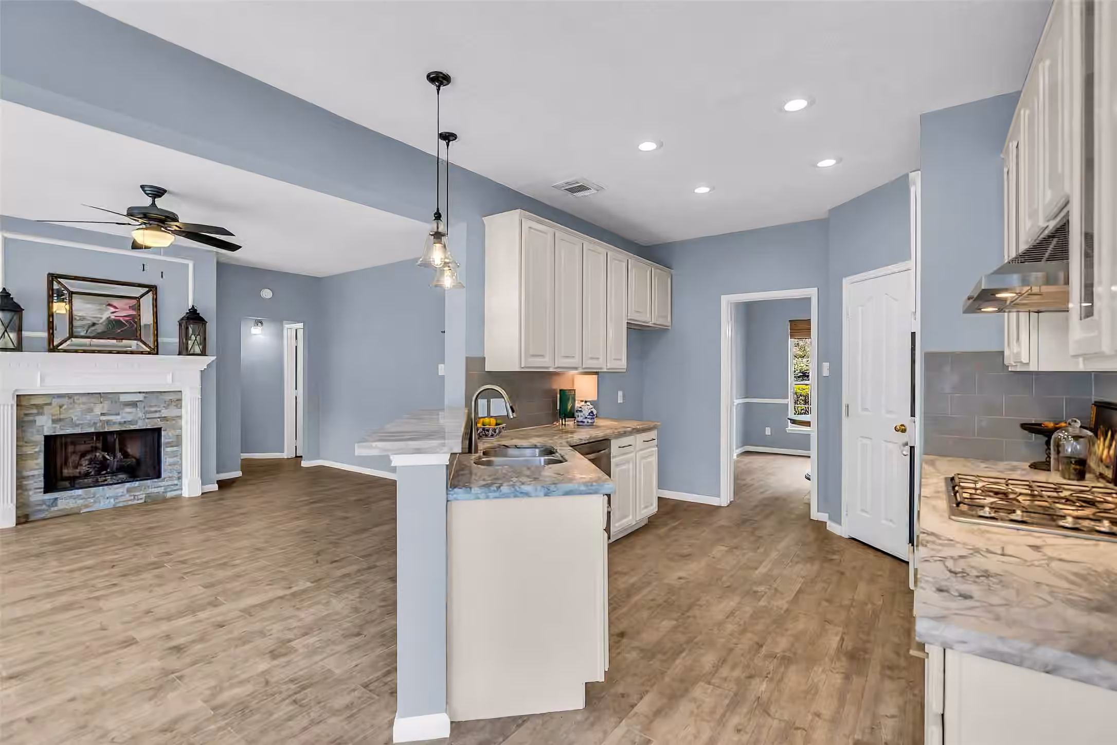 Photo 5 of 22402 Rue Canyon Court, Katy, TX