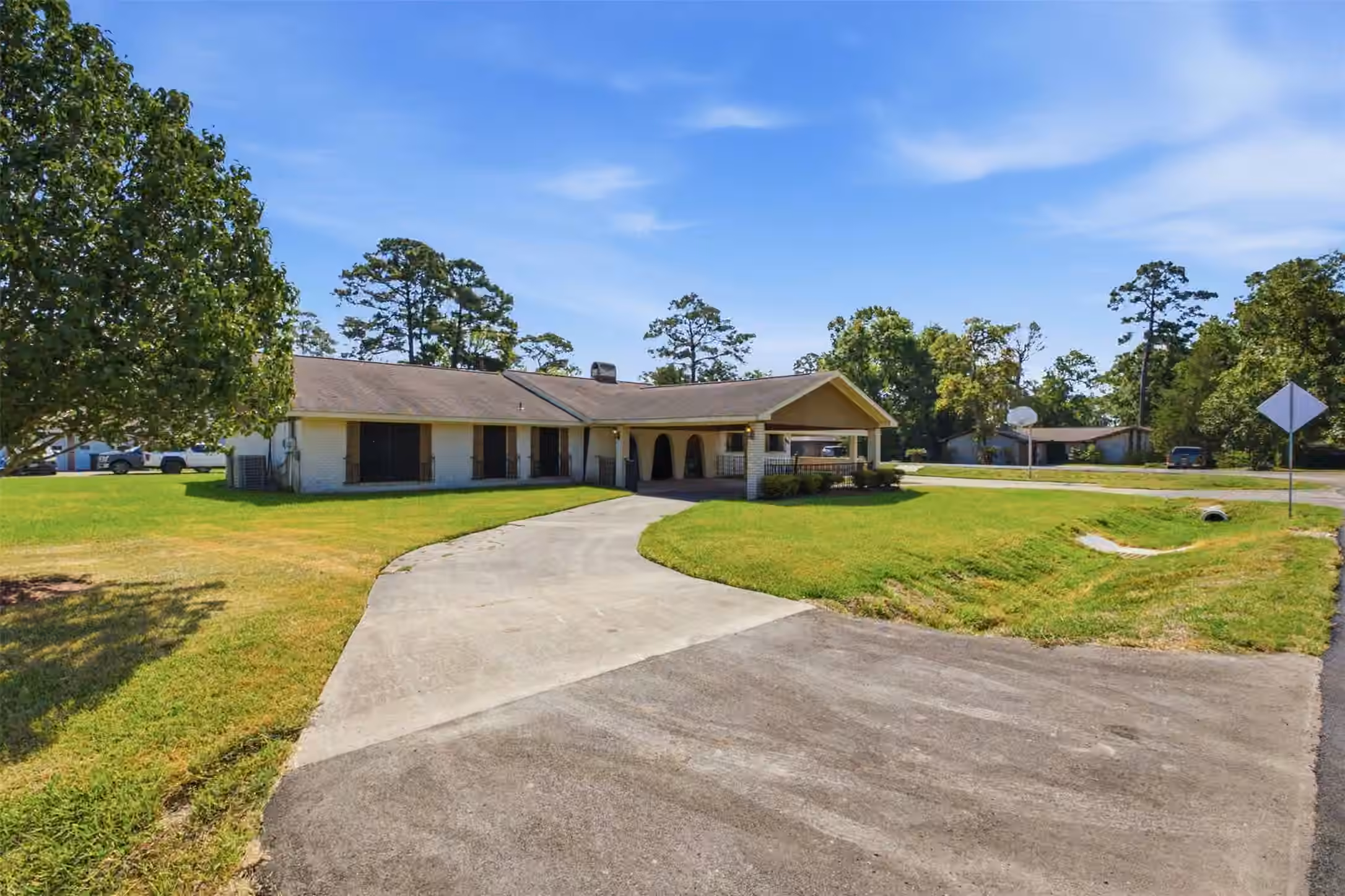 Photo 2 of 5902 McCullough Street, Baytown, TX
