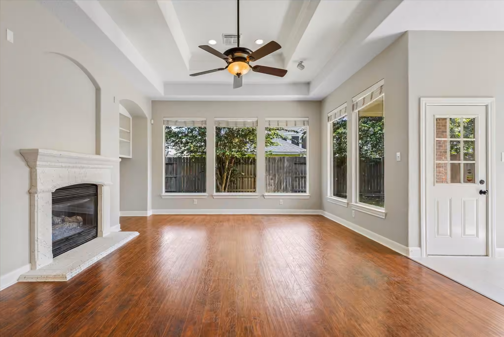 Photo 5 of 2635 Katie Harbor Drive, Manvel, TX