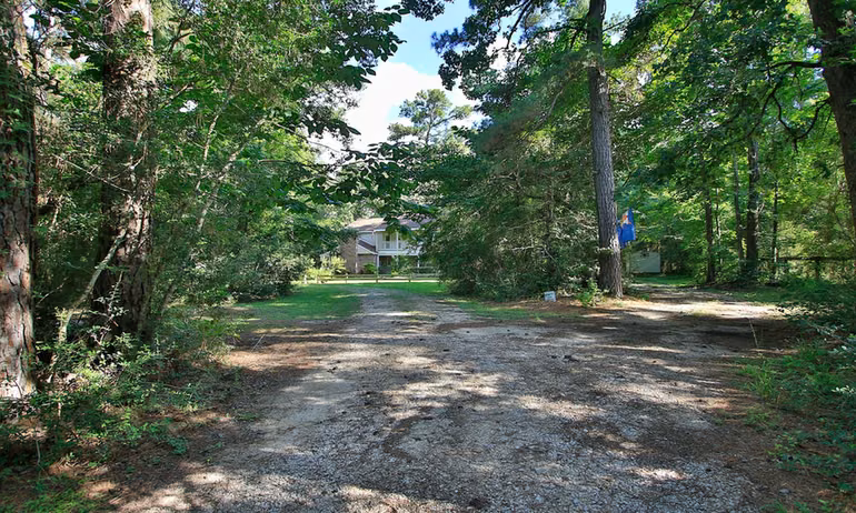 Photo 3 of 26095 Country Pines Court, Magnolia, TX