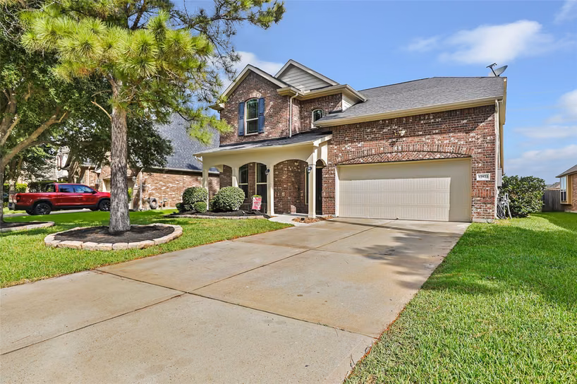 Photo 4 of 12823 Waterbury Edge Lane, Humble, TX