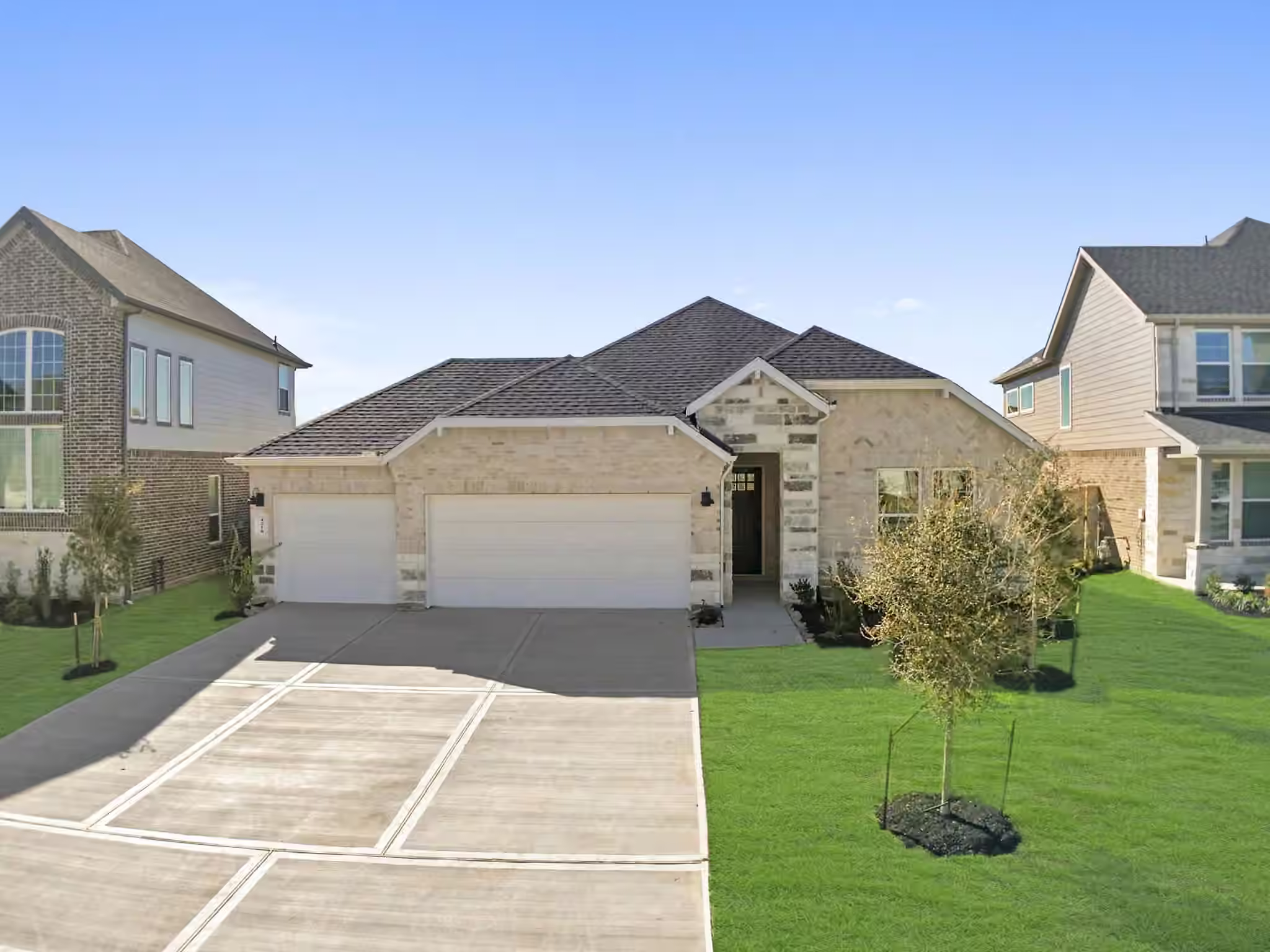 Photo of 3327 Summercrisp Hollow Lane, Pearland, TX 77581