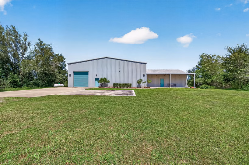 Photo 6 of 22610 Cessna Road, Needville, TX