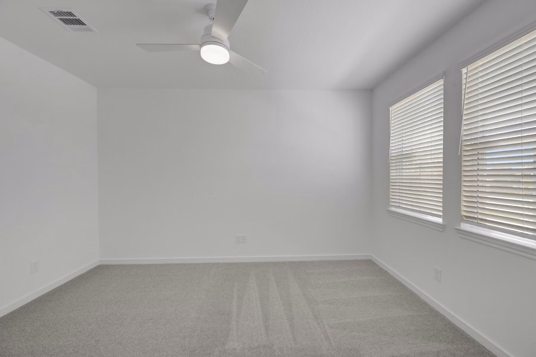 Photo 6 of 18602 Eastwood Ridge Court, Crosby, TX